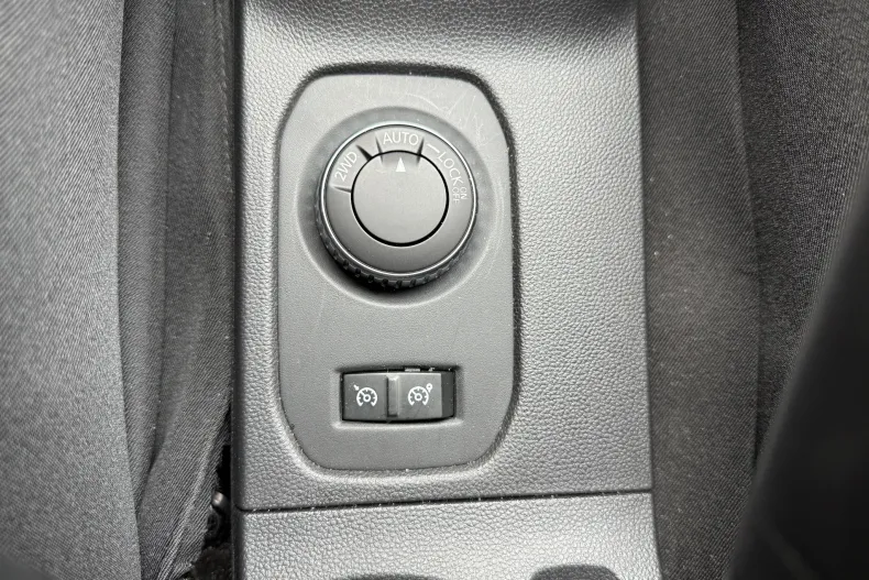 Dacia Duster din 2020 cu 30.514 km - oferta DAC151467 - foto 19