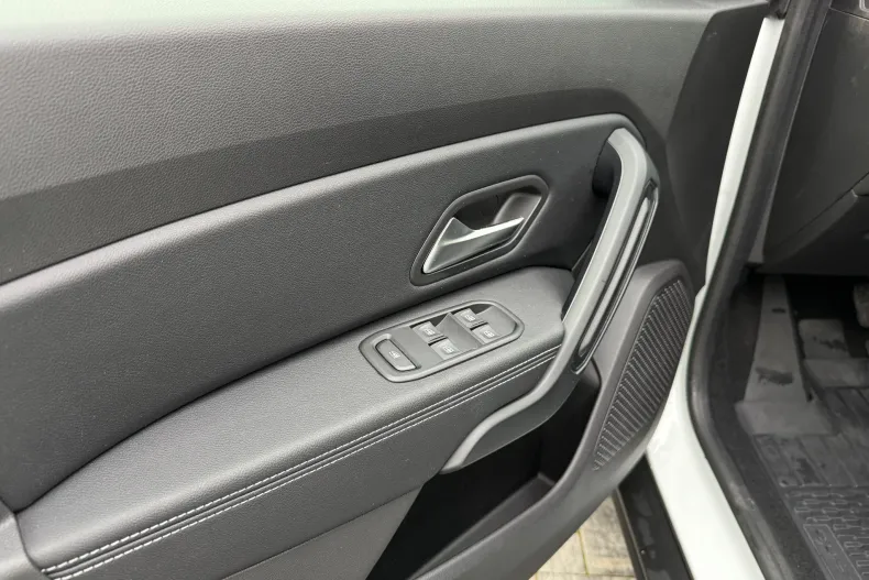 Dacia Duster din 2020 cu 30.514 km - oferta DAC151467 - foto 25