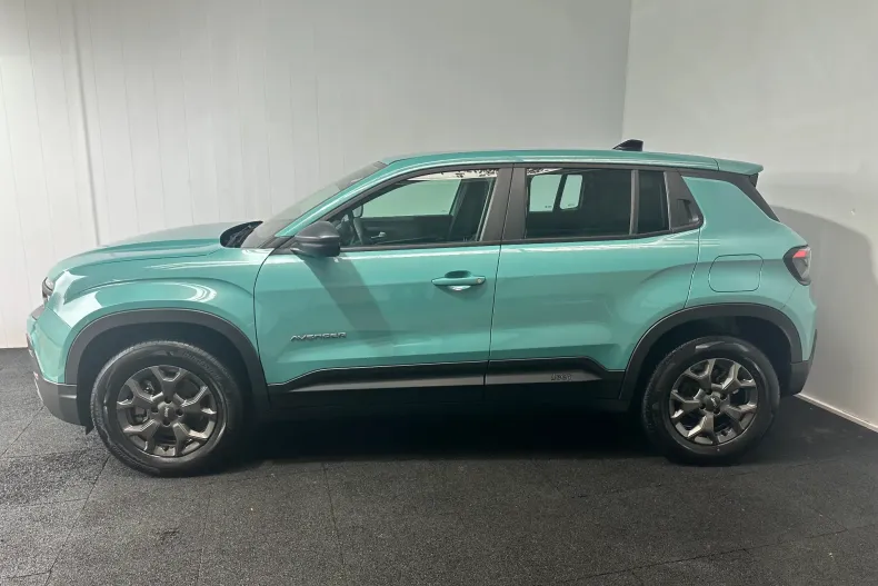 Jeep Avenger din 2024 cu 13.579 km - oferta JEE151473 - foto 3