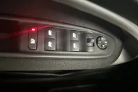 Jeep Avenger din 2024 cu 13.579 km - oferta JEE151473 - foto 19