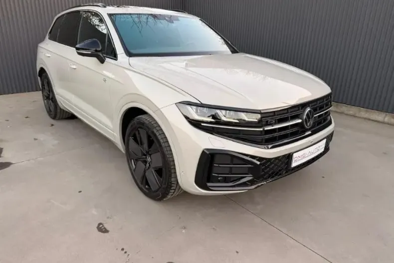 Volkswagen Touareg din 2024 cu 26.416 km - oferta VOL151476 - foto 1