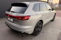 Volkswagen Touareg din 2024 cu 26.416 km - oferta VOL151476 - foto 4