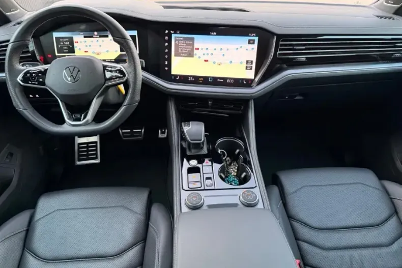 Volkswagen Touareg din 2024 cu 26.416 km - oferta VOL151476 - foto 13