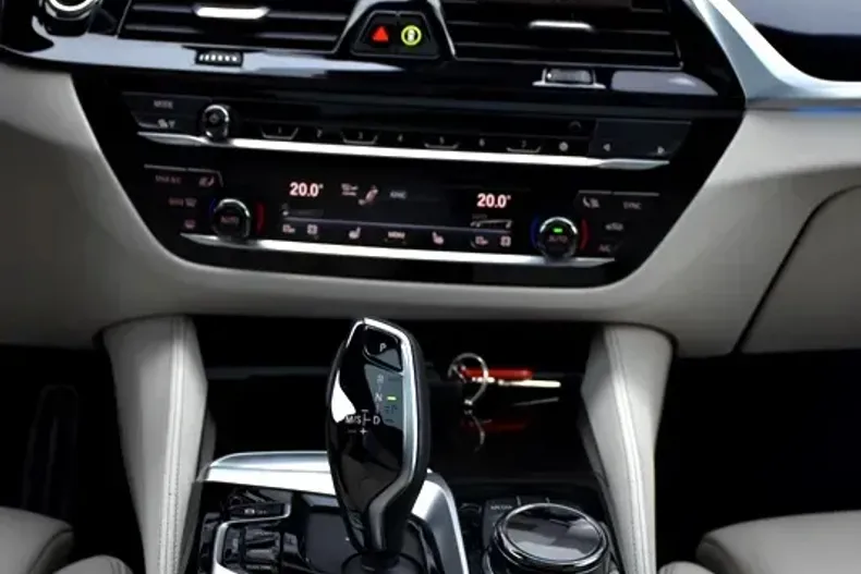 BMW Seria 5 din 2022 cu 78.000 km - oferta BMW151478 - foto 29