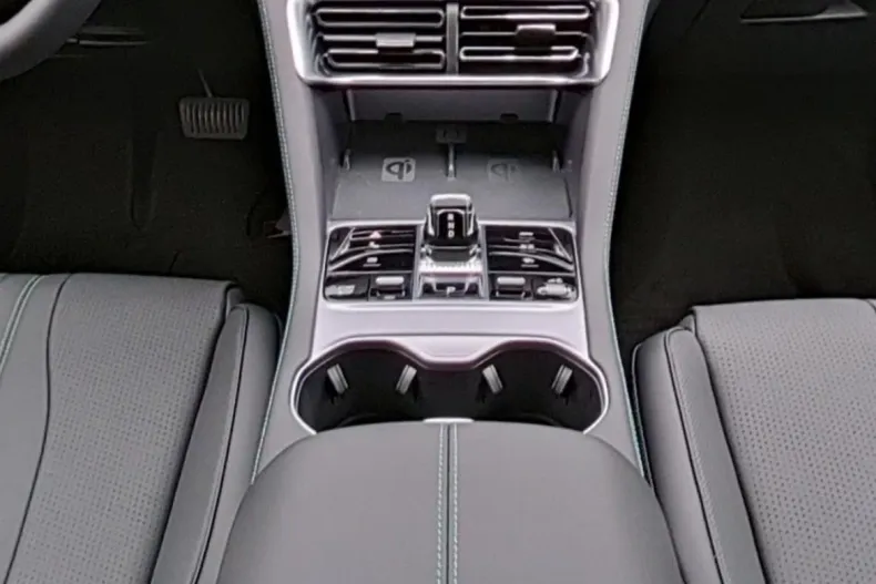 BYD SEAL U din 2025 cu 1.500 km - oferta BYD151486 - foto 12