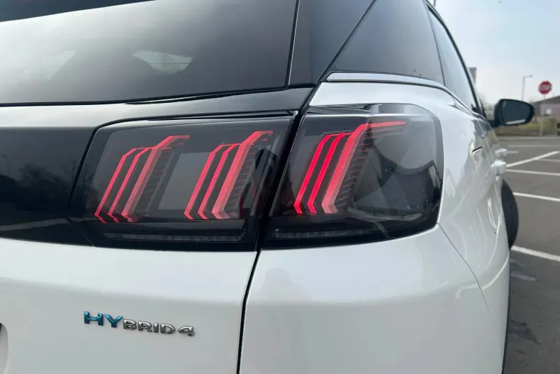 Peugeot 3008 din 2022 cu 76.859 km - oferta PEU151488 - foto 10