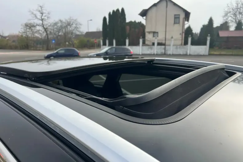 Peugeot 3008 din 2022 cu 76.859 km - oferta PEU151488 - foto 28