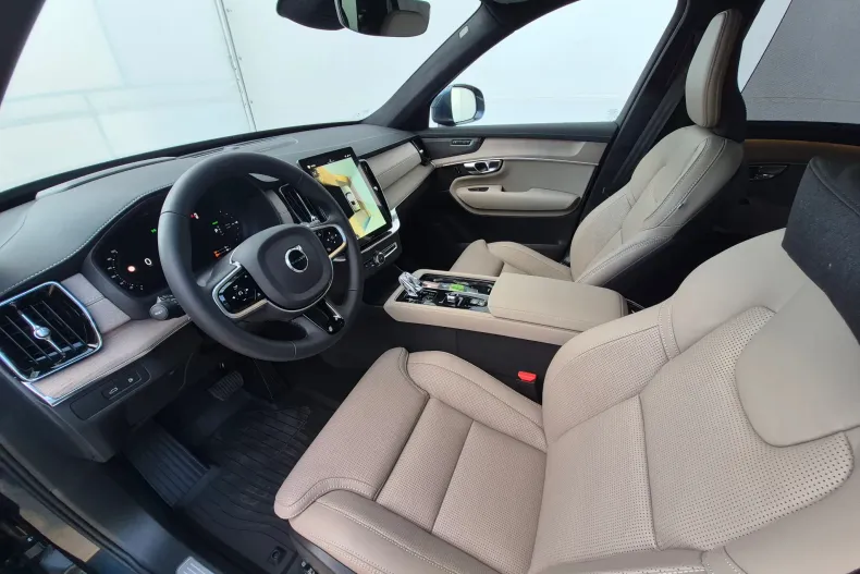 Volvo XC90 din 2025 cu 100 km - oferta VOL151489 - foto 12