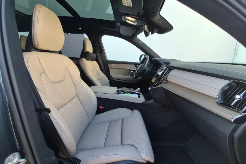 Volvo XC90 din 2025 cu 100 km - oferta VOL151489 - foto 18