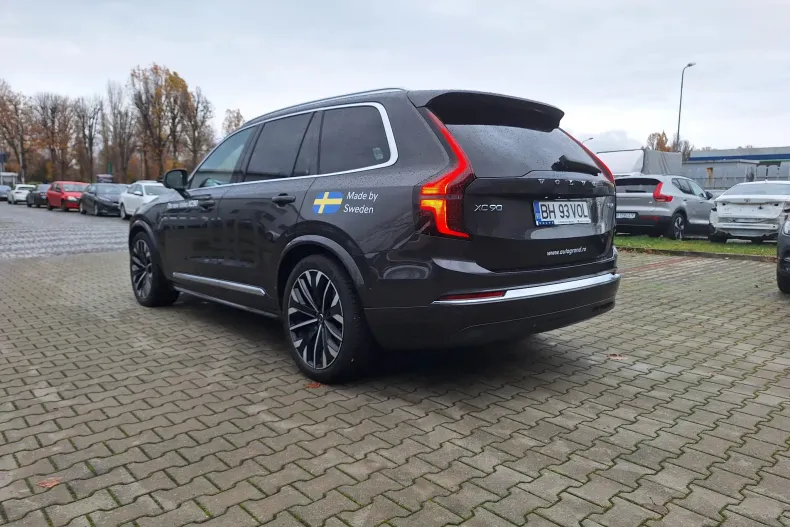 Volvo XC90 din 2025 cu 7.500 km - oferta VOL151492 - foto 10