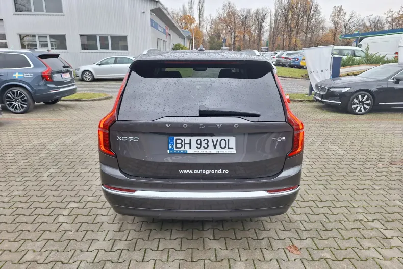 Volvo XC90 din 2025 cu 7.500 km - oferta VOL151492 - foto 12