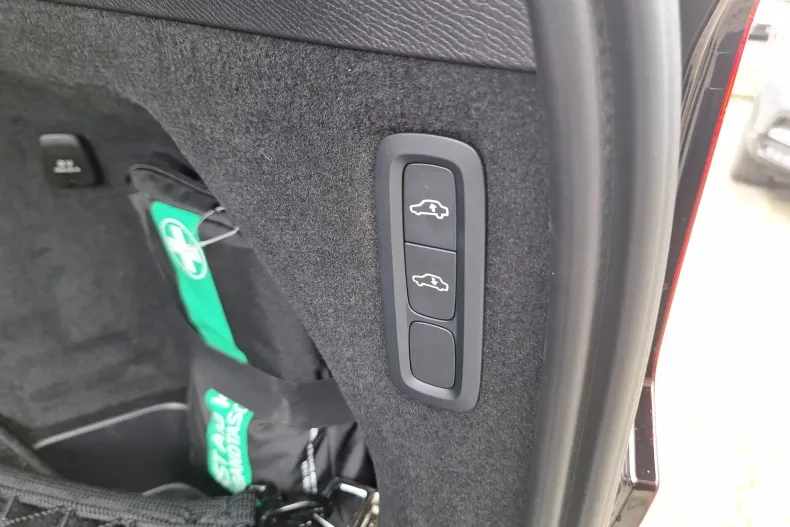 Volvo XC90 din 2025 cu 7.500 km - oferta VOL151492 - foto 38