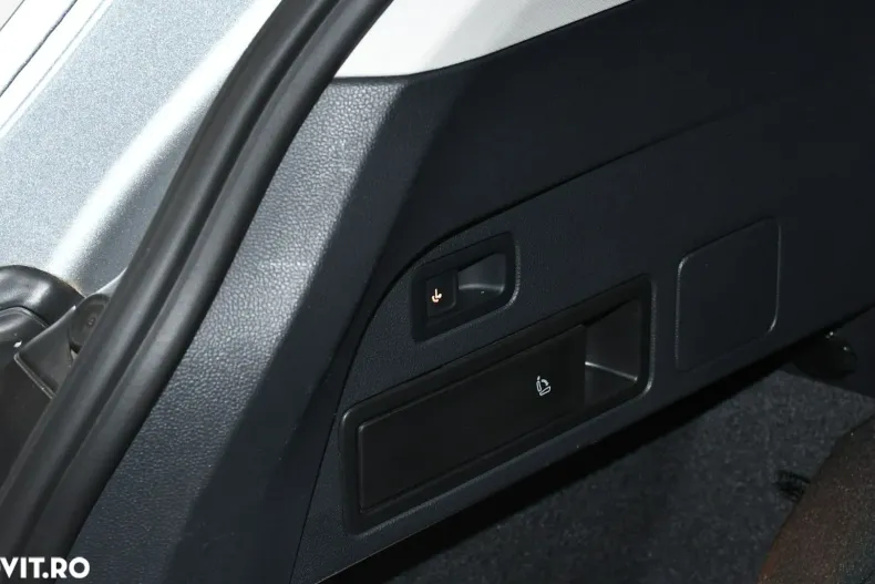 Volkswagen Tiguan din 2021 cu 126.500 km - oferta VOL151497 - foto 27