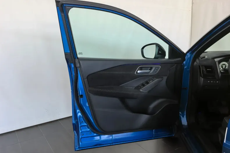 Nissan Qashqai din 2025 cu 1.300 km - oferta NIS151506 - foto 10