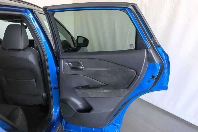 Nissan Qashqai din 2025 cu 1.300 km - oferta NIS151506 - foto 31