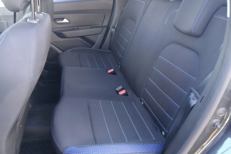 Dacia Duster din 2021 cu 72.397 km - oferta DAC151513 - foto 11