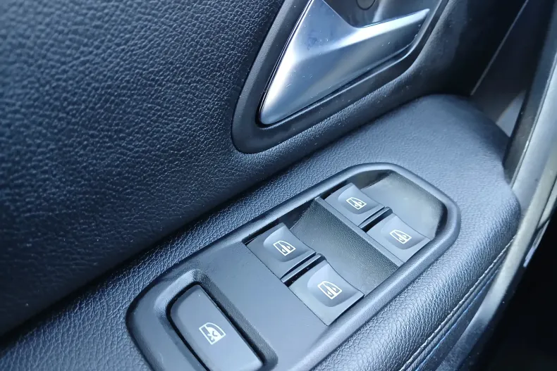 Dacia Duster din 2021 cu 96.339 km - oferta DAC151514 - foto 11