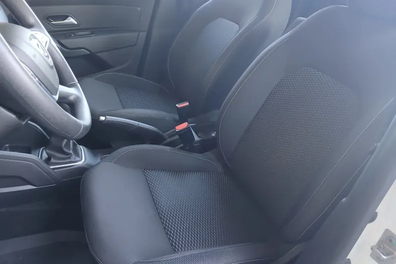 Dacia Duster din 2021 cu 77.686 km - oferta DAC151517 - foto 9