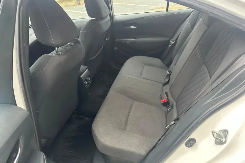 Toyota Corolla din 2019 cu 63.100 km - oferta TOY151526 - foto 11