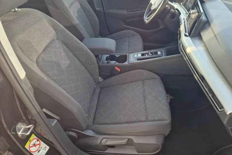 Volkswagen Golf din 2021 cu 166.276 km - oferta VOL151531 - foto 28