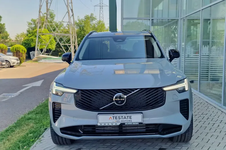 Volvo XC90 din 2025 cu 2.775 km - oferta VOL151532 - foto 2