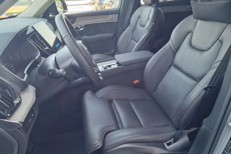 Volvo XC90 din 2025 cu 2.775 km - oferta VOL151532 - foto 10