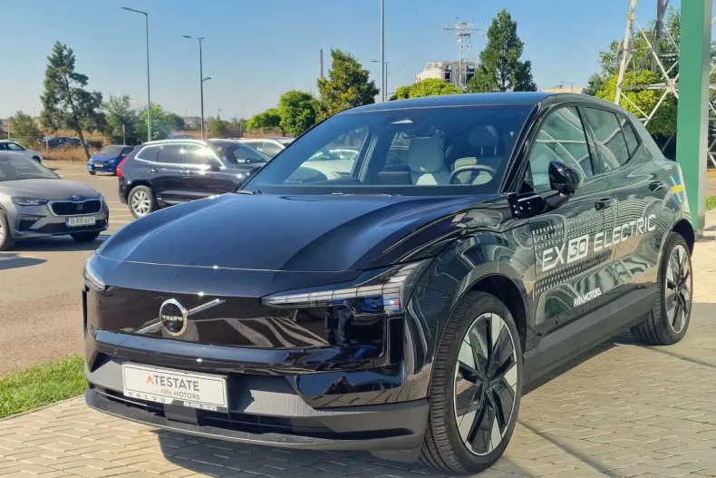 Volvo EX30 din 2025 cu 2.005 km - oferta VOL151533 - foto 1