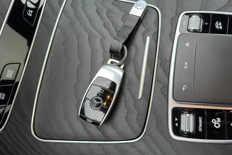 Mercedes-Benz E din 2021 cu 98.000 km - oferta MER151541 - foto 27