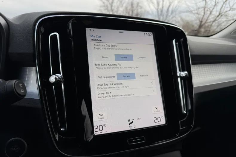 Volvo XC40 din 2020 cu 161.222 km - oferta VOL151545 - foto 13