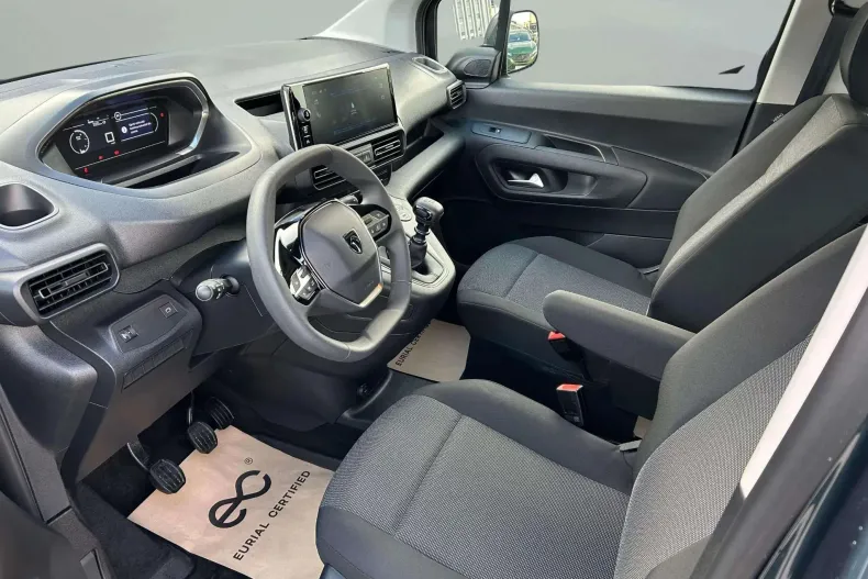 Peugeot Rifter din 2025 cu 550 km - oferta PEU151553 - foto 9