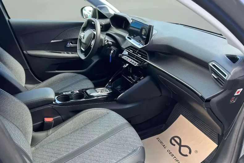 Peugeot 208 din 2025 cu 1.700 km - oferta PEU151554 - foto 11