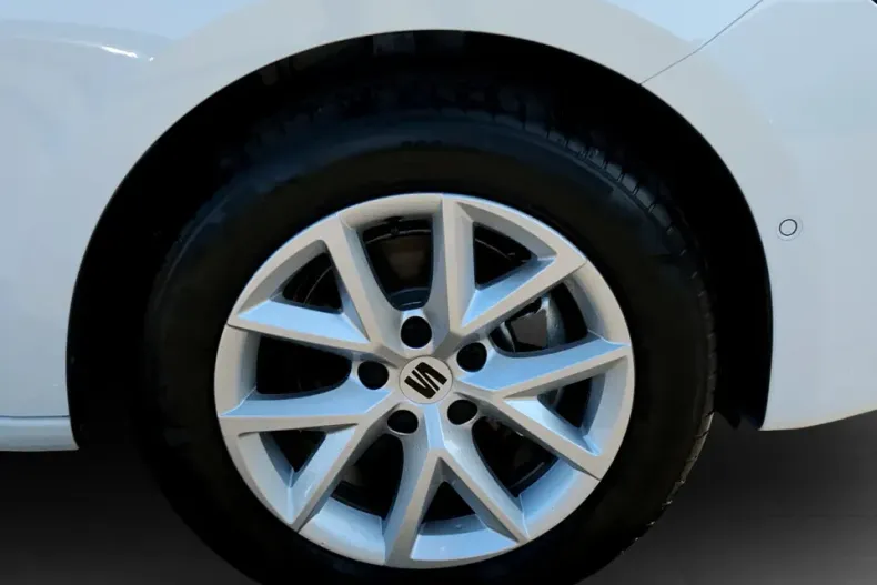 Seat Leon din 2025 cu 2.000 km - oferta SEA151556 - foto 24