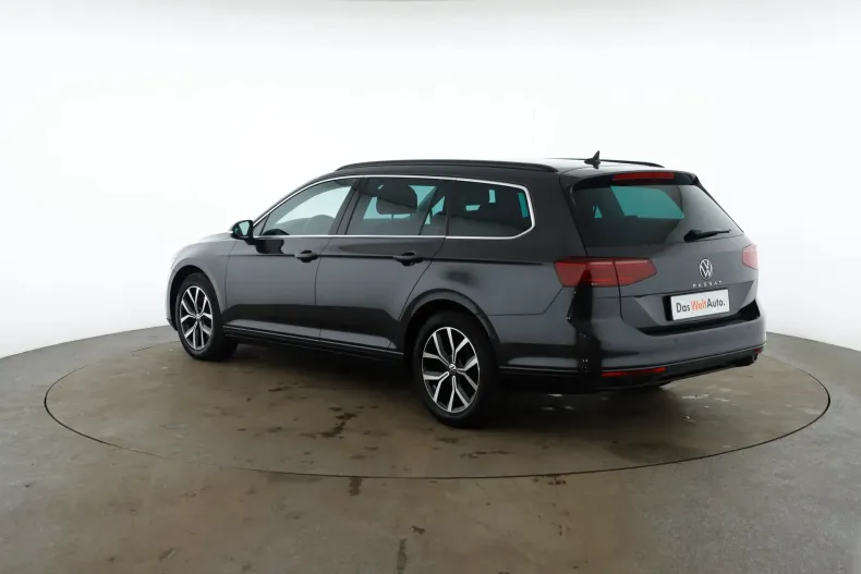 Volkswagen Passat din 2022 cu 156.724 km - oferta VOL151558 - foto 7