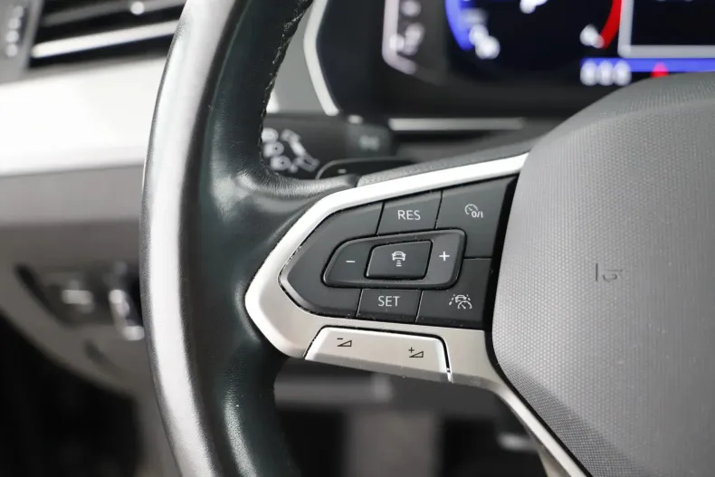 Volkswagen Passat din 2022 cu 156.724 km - oferta VOL151558 - foto 15