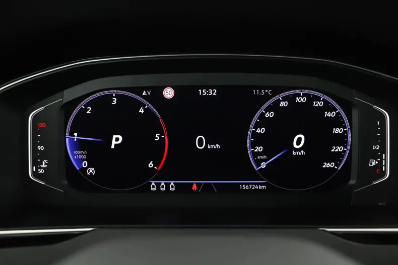 Volkswagen Passat din 2022 cu 156.724 km - oferta VOL151558 - foto 17