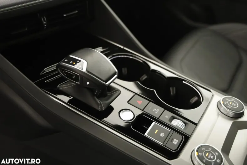 Volkswagen Touareg din 2022 cu 111.306 km - oferta VOL151560 - foto 14