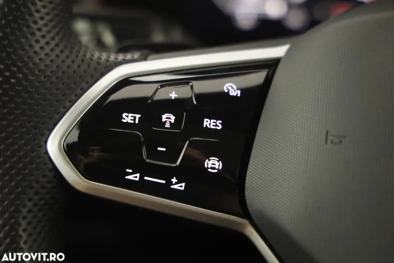 Volkswagen Touareg din 2022 cu 111.306 km - oferta VOL151560 - foto 20