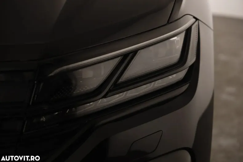 Volkswagen Touareg din 2022 cu 111.306 km - oferta VOL151560 - foto 26