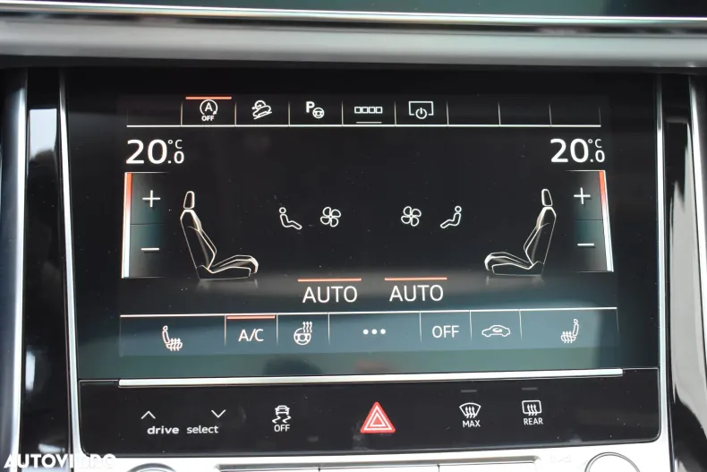 Audi Q8 din 2024 cu 3.000 km - oferta AUD151564 - foto 23