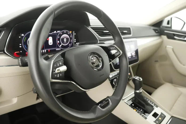 Skoda Superb din 2020 cu 129.722 km - oferta SKO151570 - foto 11