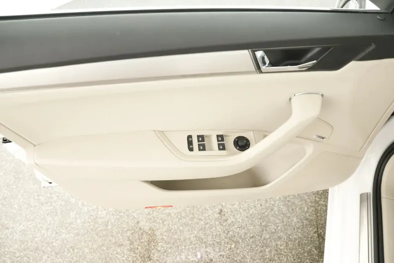 Skoda Superb din 2020 cu 129.722 km - oferta SKO151570 - foto 13