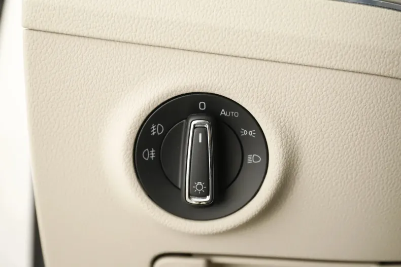 Skoda Superb din 2020 cu 129.722 km - oferta SKO151570 - foto 19