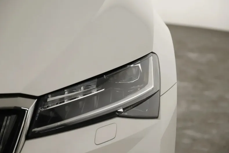 Skoda Superb din 2020 cu 129.722 km - oferta SKO151570 - foto 29