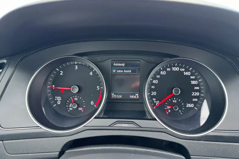 Volkswagen Passat din 2021 cu 175.000 km - oferta VOL151575 - foto 15