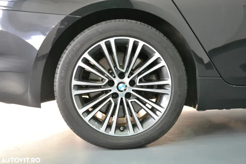 BMW Seria 5 din 2019 cu 105.947 km - oferta BMW151576 - foto 7