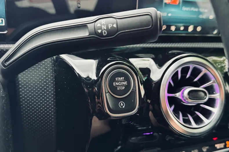 Mercedes-Benz CLA din 2020 cu 145.700 km - oferta MER151578 - foto 24