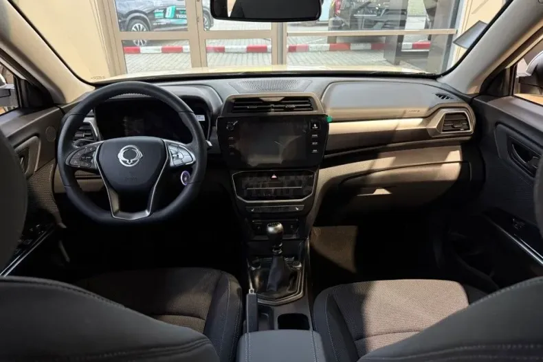 KG Mobility Tivoli din 2025 cu 3 km - oferta KGM151589 - foto 6