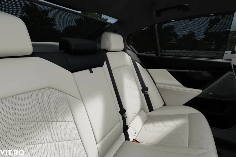 BMW Seria 5 din 2025 cu 10 km - oferta BMW151601 - foto 13