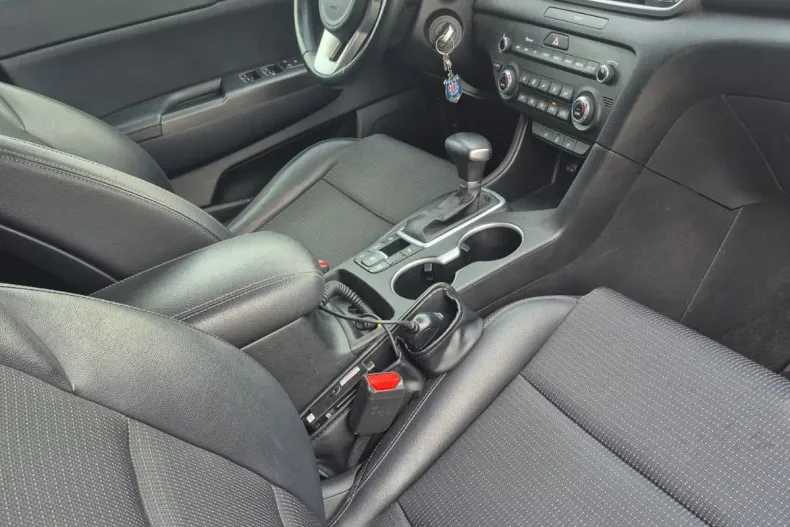 Kia Sportage din 2021 cu 62.800 km - oferta KIA151610 - foto 3