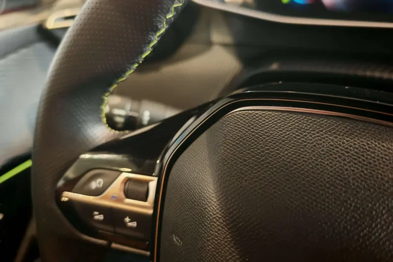 Peugeot 208 din 2020 cu 43.267 km - oferta PEU151617 - foto 18